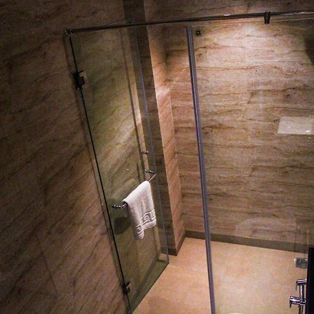 I-Towne' - A Unit Of Hotel Shivam International Деогарх Экстерьер фото